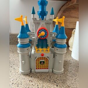 Kenner, Disney Castle, Vintage Disney Castle, Kenner Castle, Elevator, Mickey